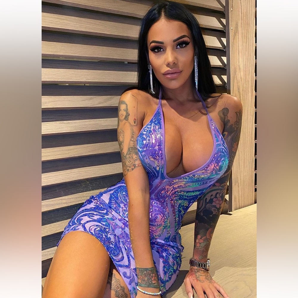 Dress sexy and stylish